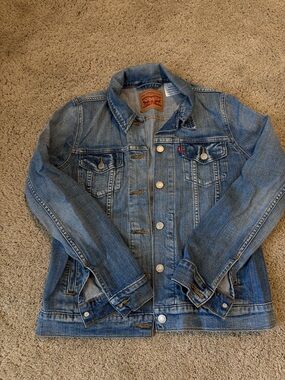 Levi's Light Blue Denim Jacket with Leather Logo Patch